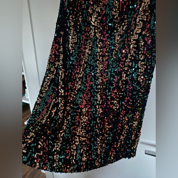 STELLA NOVA CAMMA SEQUIN SKIRT, Size 10, *Amazing holiday & party skirt!* - Picture 6 of 10